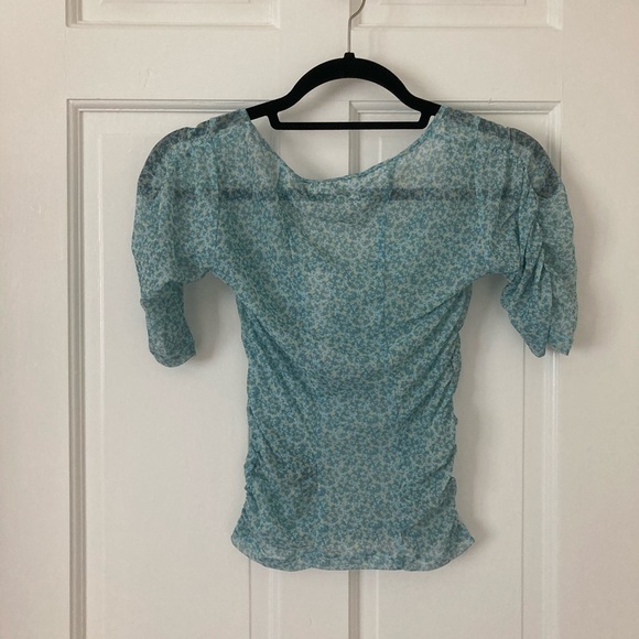 Urban Outfitters mesh top with ruffled sleeves.XS - Picture 2 of 3